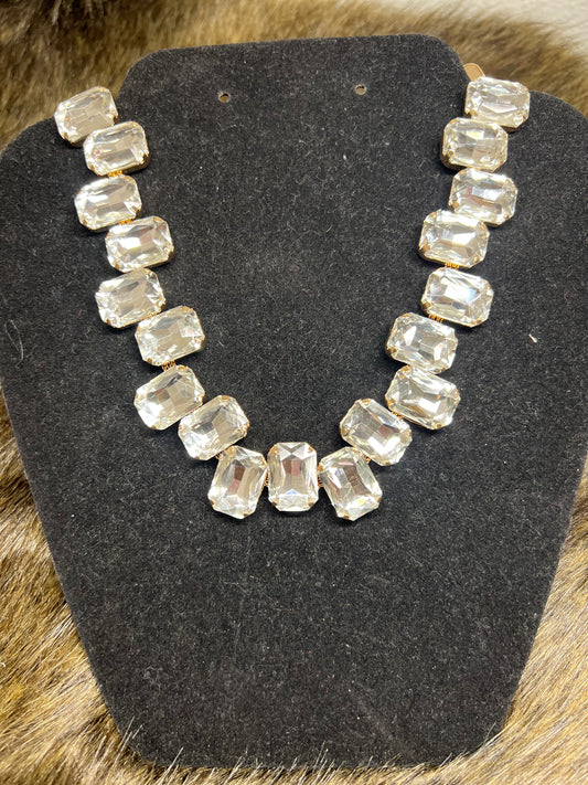 Daphne necklace